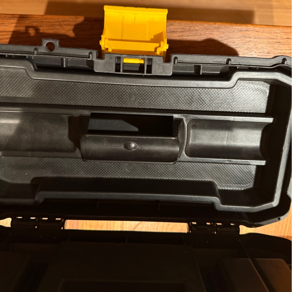 STANLEY STST13331 12.5-Inch Essential Toolbox - Picture 5 of 9